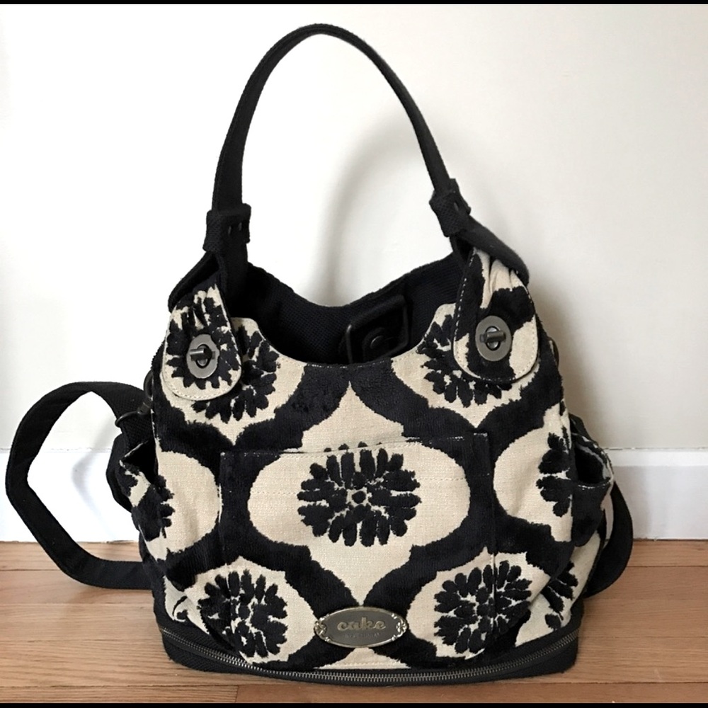 Petunia pickle bottom society satchel
